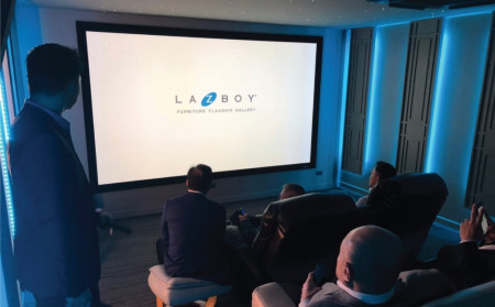 The images of the launch event "SONY SXRD Home Cinema Projector" by Lazy Theater x Cinemania
